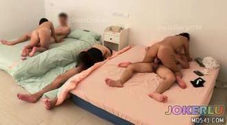  6個年輕男女結束海邊的野砲回到民宿又開始了一場群交 性幻想日記