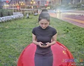  法院人妻开通菊花戴着肛塞操 虎大帅
