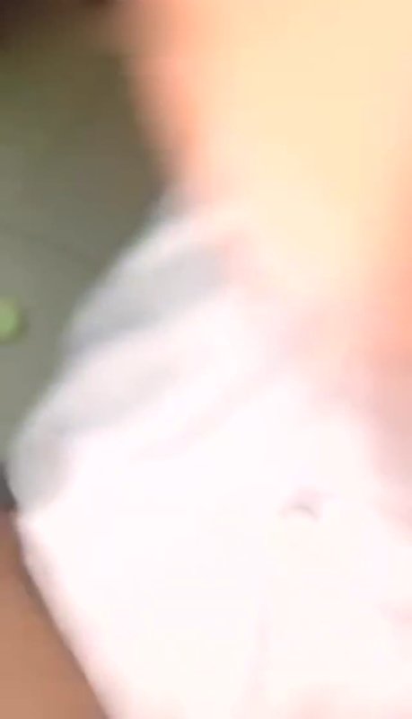  社会大哥约炮风骚小太妹，露脸口交身材很好 