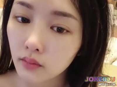  台湾性感美女李娜娜裸体直播没人刷礼物摸着逼生无可恋