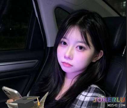  长沙嫩妹网红乌萨奇为钱抛弃男友被爆光性爱视频